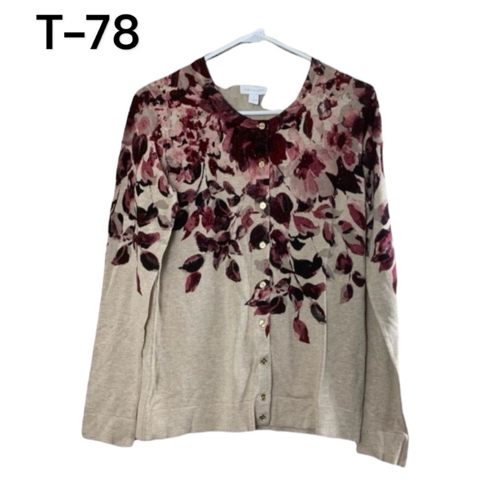 Karen Scott Sz S Button up Sweater NWT